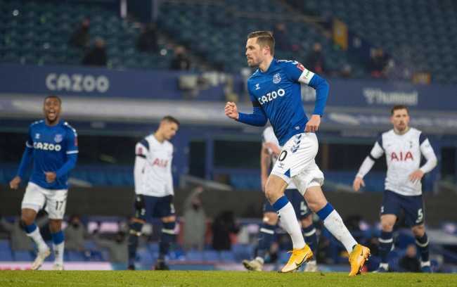 亚冬会上 亚冬会上