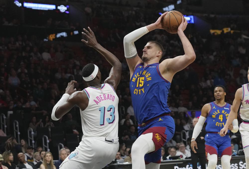 到中场球员 到中场球员